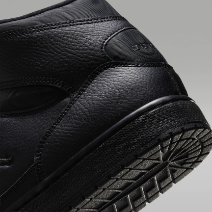 Jordan Court Connect Mid Herrenschuhe – Schwarz/Dark Smoke Grey