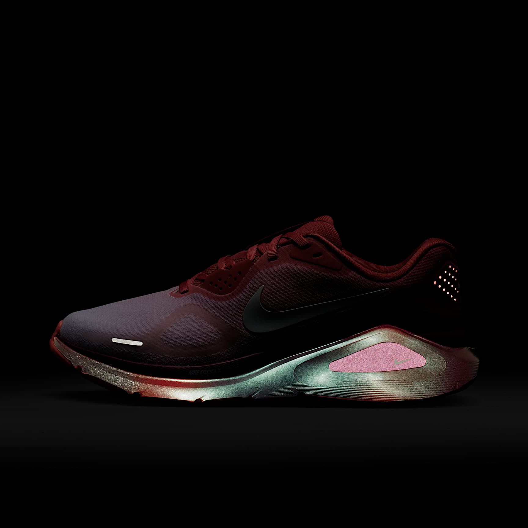 Nike Structure 26 SE Straßenlaufschuh (Damen) – Light Redwood/Team Red/Bright Crimson/Barely Green