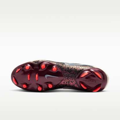 Nike United Tiempo Maestro Elite Low-Top-Fußballschuh für normalen Rasen – Fossil/Burgundy Crush/Metallic Silver