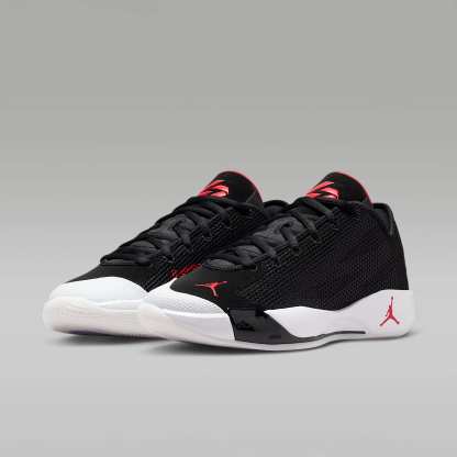 Luka 77 Basketballschuh – Schwarz/Weiß/University Red
