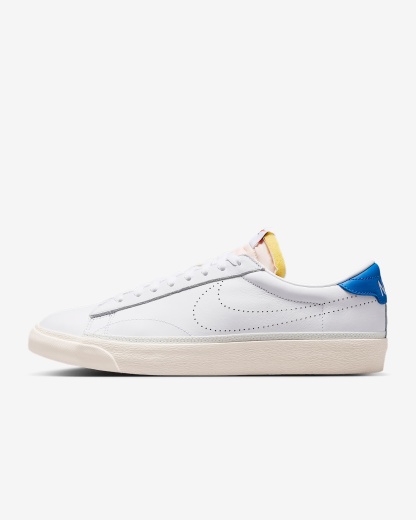 Nike Tennis Classic Schuh (Herren) – Weiß/Light Photo Blue/Team Orange/Weiß