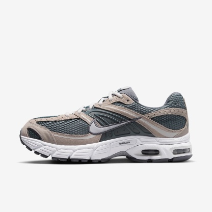 Nike Air Max Moto 2K Schuh (Herren) – Cool Grey/Photon Dust/Wolf Grey/Weiß