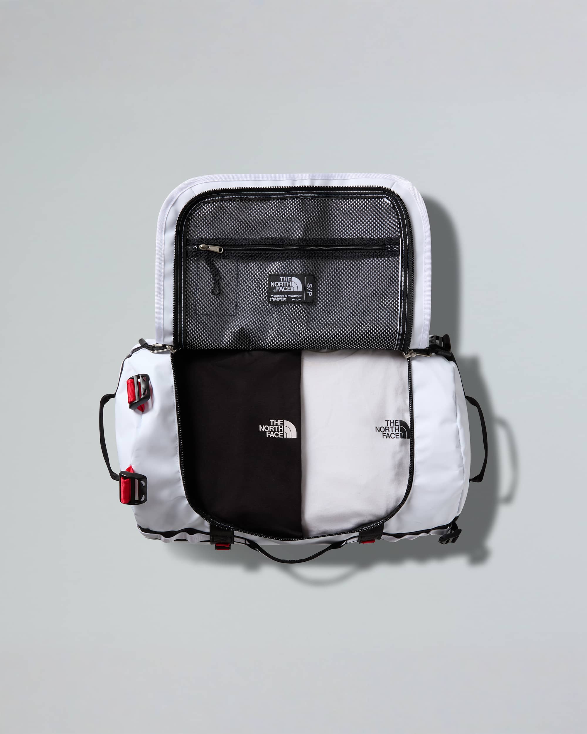 Base Camp Duffel-Tasche 50L – S – TNF White-TNF Black-Elevation Red