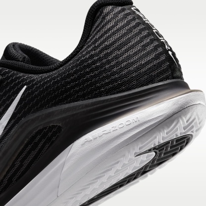 Nike Vapor 12 Tennisschuh für Clay Courts (Damen) – Schwarz/Dark Smoke Grey/Weiß