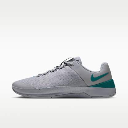 Nike MC Trainer 4 Trainingsschuh (Herren) – Grey Fog/Light Smoke Grey/Energy
