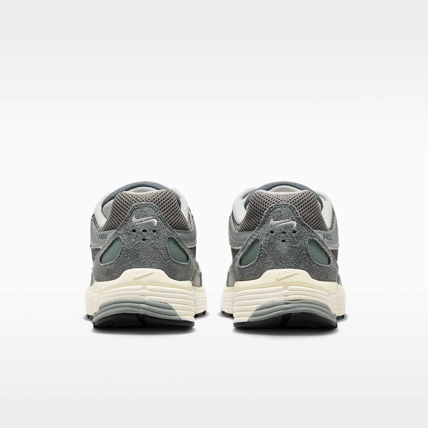 Nike P-6000 Schuh – Flat Pewter/Light Iron Ore/Metallic Silver/Weiß