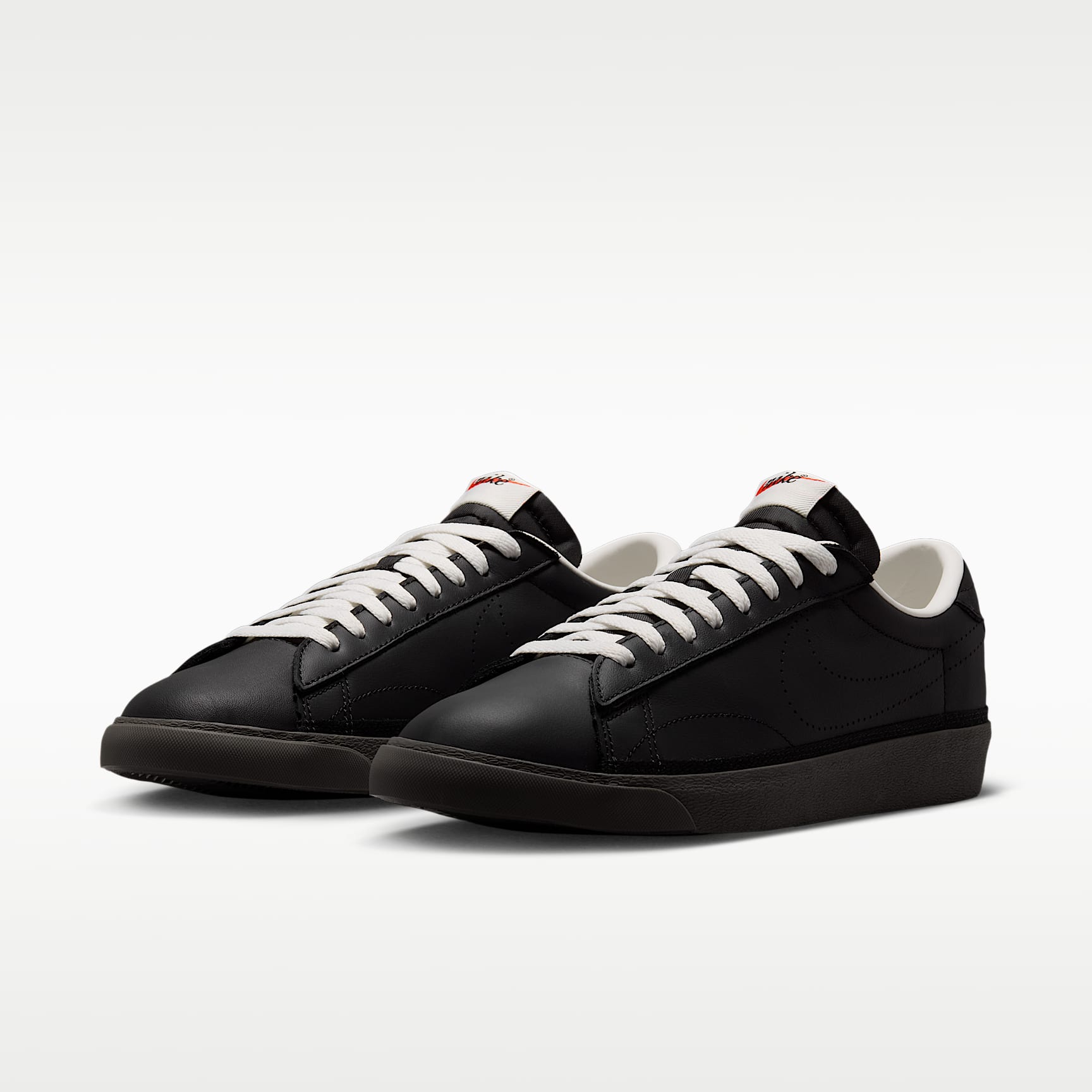 Nike Tennis Classic Schuh (Herren) – Schwarz/Cave Stone/Sail/Schwarz