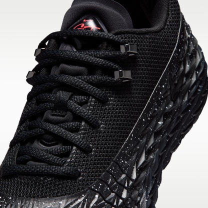 Nike S.T. Charge Basketballschuh – Schwarz/Dark Smoke Grey/Schwarz/Bright Crimson