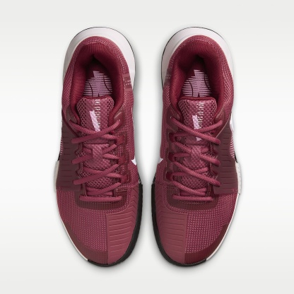 Nike GP Challenge 1.5 Hartplatz-Tennisschuh (Damen) – Pink Smoke/Vast Grey/Schwarz/Weiß
