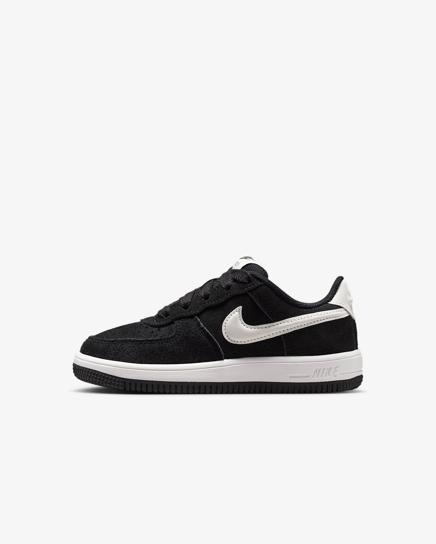 Nike Force 1 Low Schuh (jüngere Kinder) – Schwarz/Sail