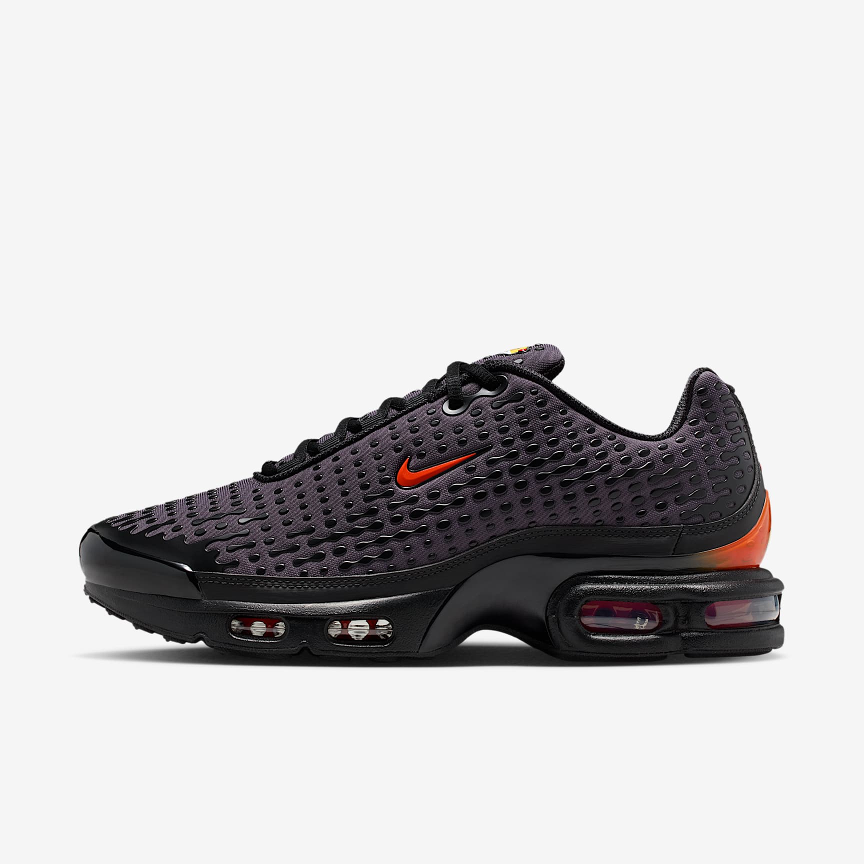 Nike Air Max Plus VII Schuh (Herren) – Schwarz/Medium Ash/Bright Crimson/Dark Copper