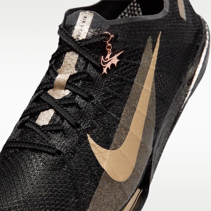 Nike Victory 2 "Keely Hodgkinson" Laufspikes für Langstrecken – Schwarz/Pitch Blue/Blackened Blue/Blur