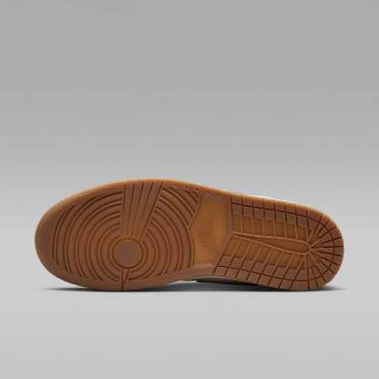 Air Jordan 1 Mid SE Schuh (Herren) – Phantom/Gum Dark Brown/University Red/Sail