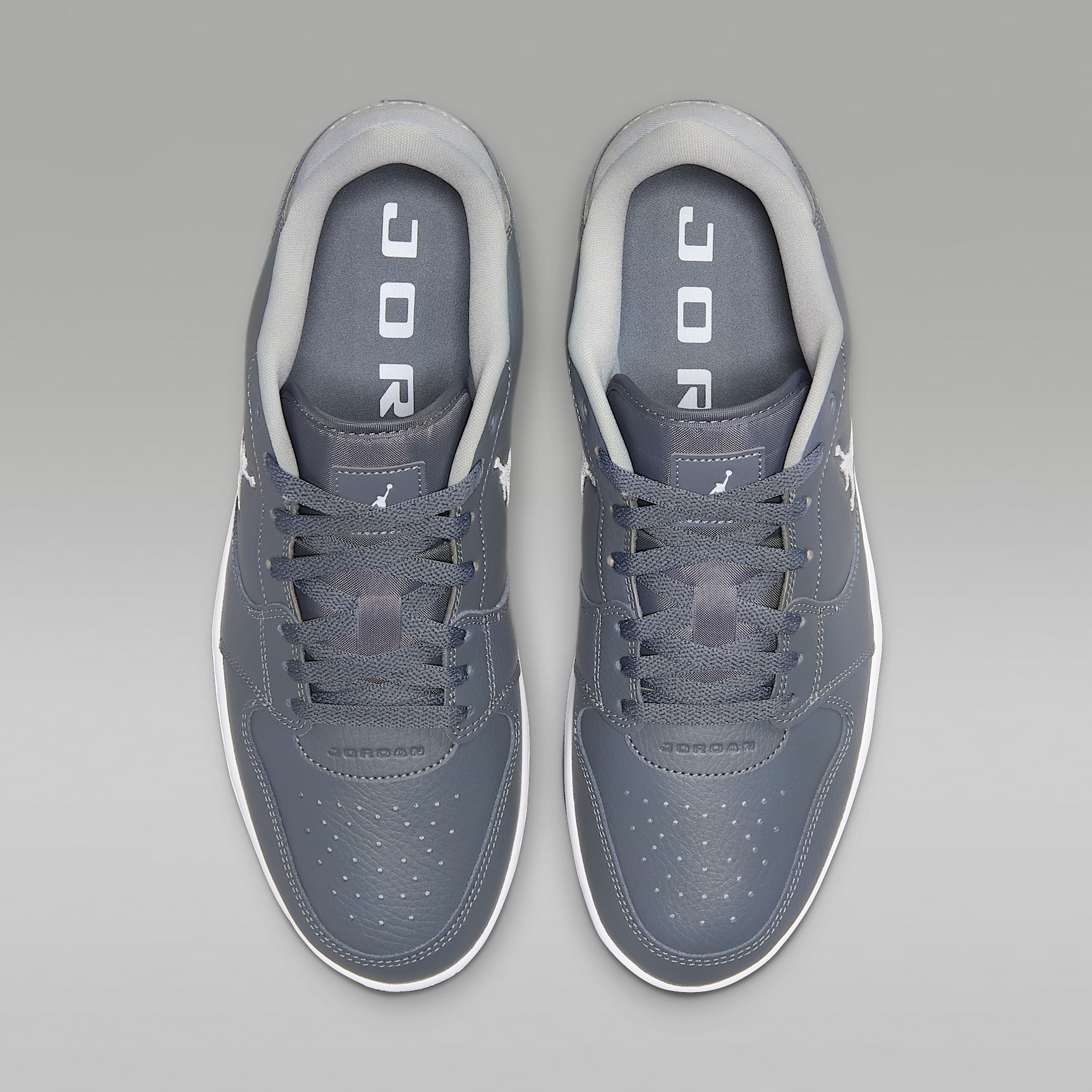 Jordan Court Connect Low Herrenschuhe – Smoke Grey/Weiß/Light Smoke Grey