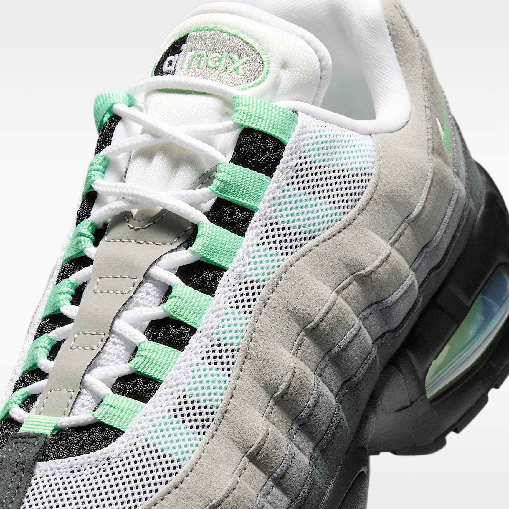 Nike Air Max 95 Big Bubble Schuh (Damen) – Schwarz/Weiß/Medium Grey/Fresh Mint