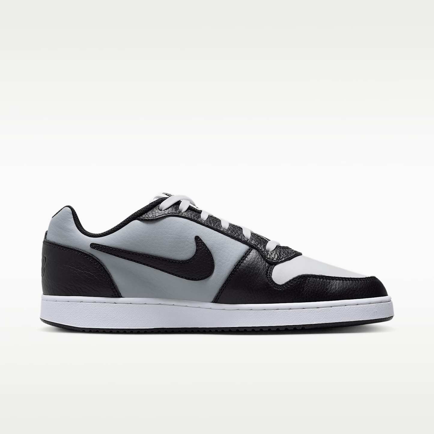 Nike Ebernon Low Premium Herrenschuh – Weiß/Wolf Grey/Schwarz
