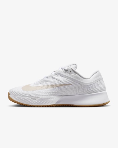 Nike Vapor Pro 3 Clay Court Tennisschuh (Herren) – Weiß/Linen/Linen/Light Orewood Brown
