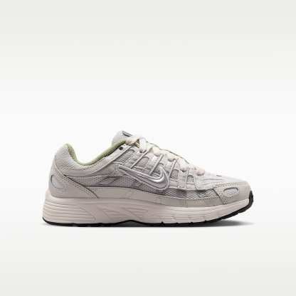 Nike P-6000 Schuh (ältere Kinder) – Platinum Tint/Sail/Anthracite/Metallic Silver
