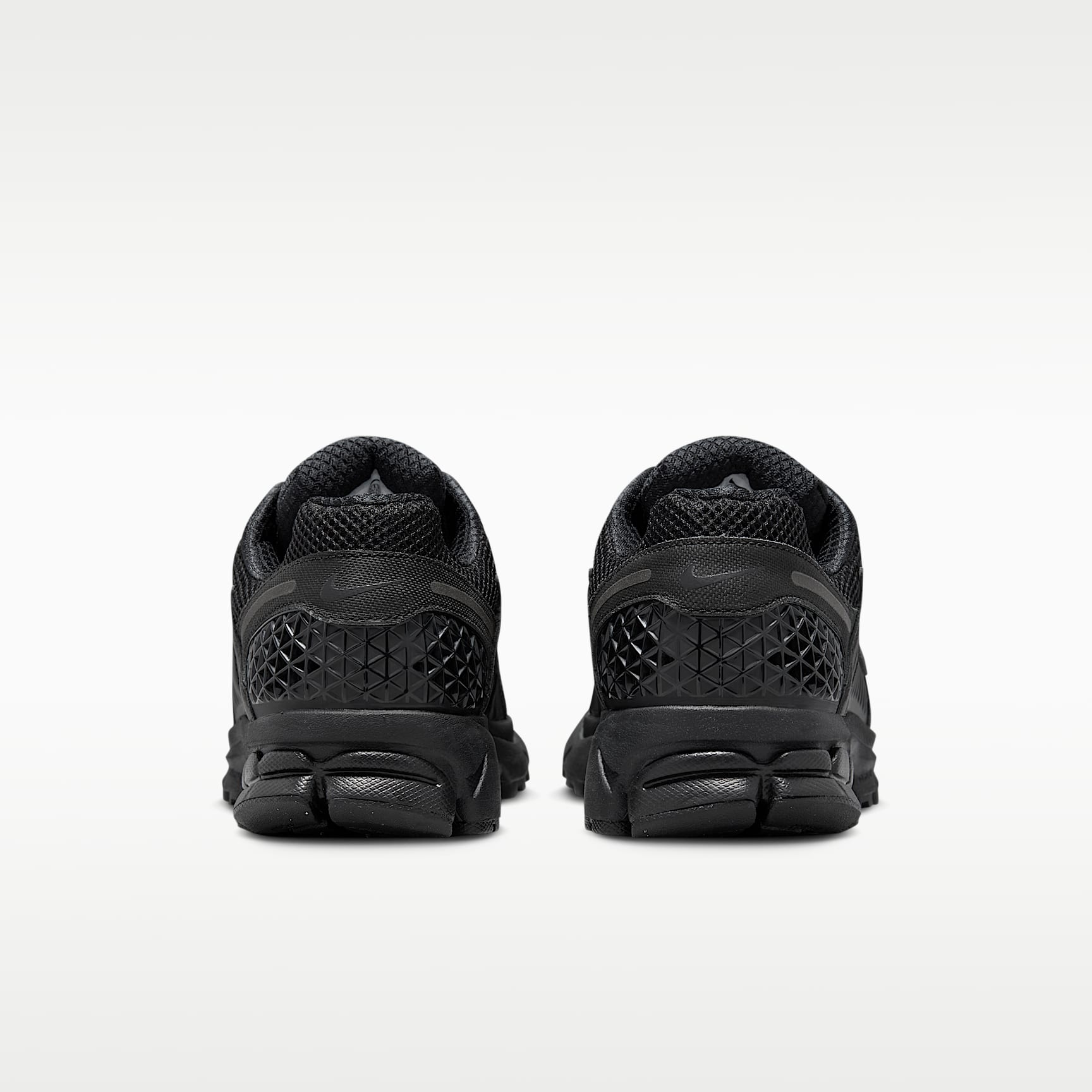 Nike Zoom Vomero 5 Schuh (Herren) – Schwarz/Schwarz