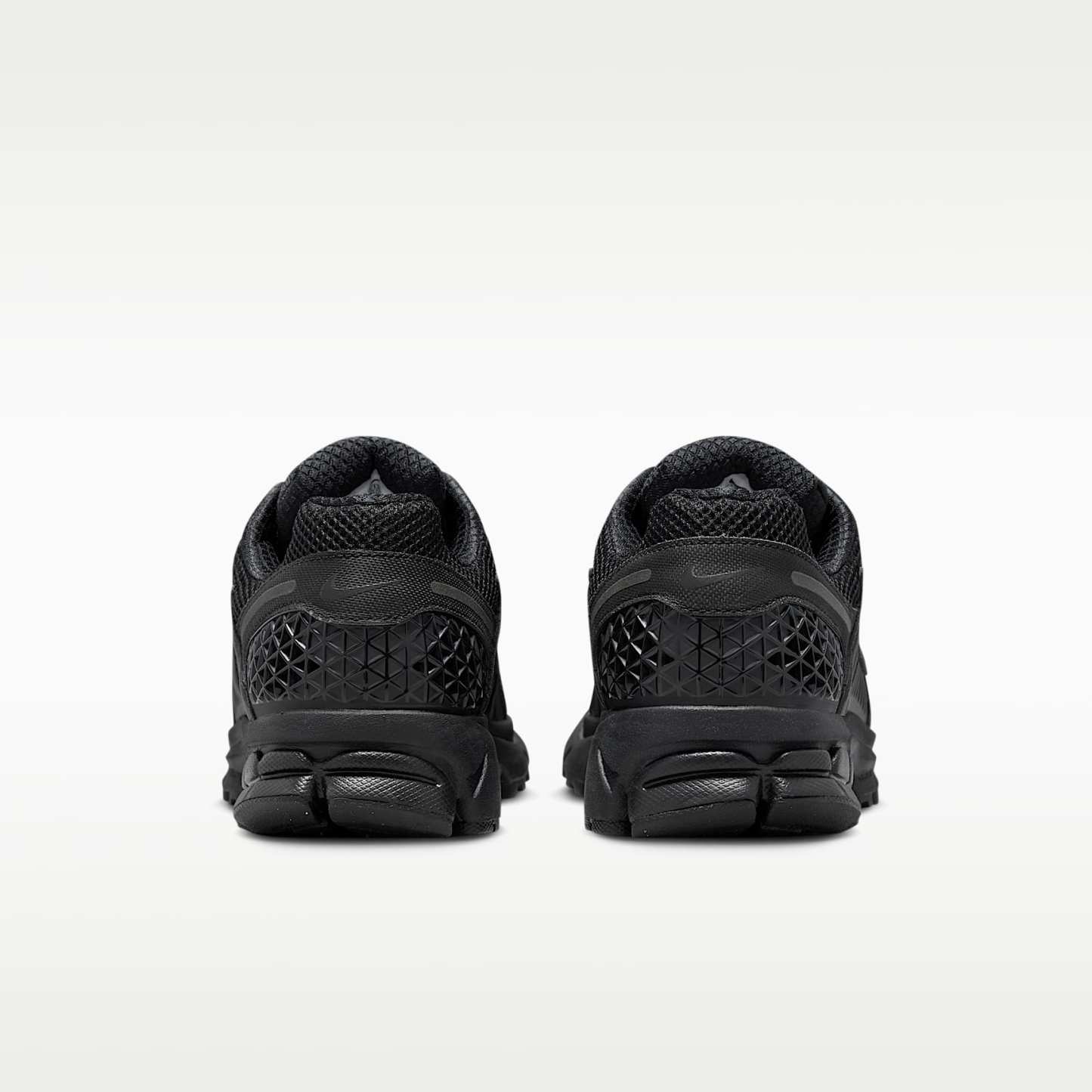 Nike Zoom Vomero 5 Schuh (Herren) – Schwarz/Schwarz