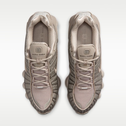 Nike Shox TL Schuh (Damen) – Cream II/Enigma Stone/Cream II
