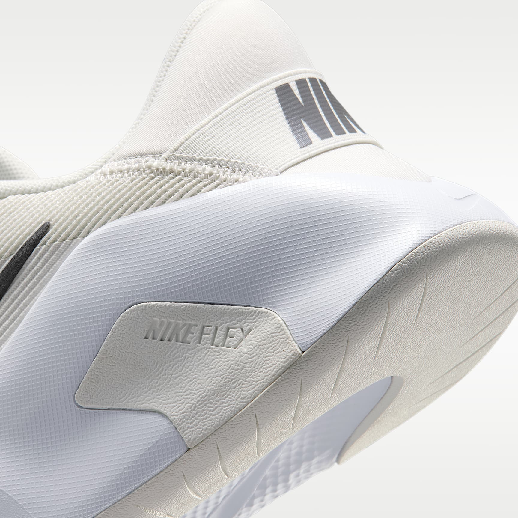 Nike Flex Train Workout-Schuh (Herren) – Phantom/Weiß/Sail/Pencil Point