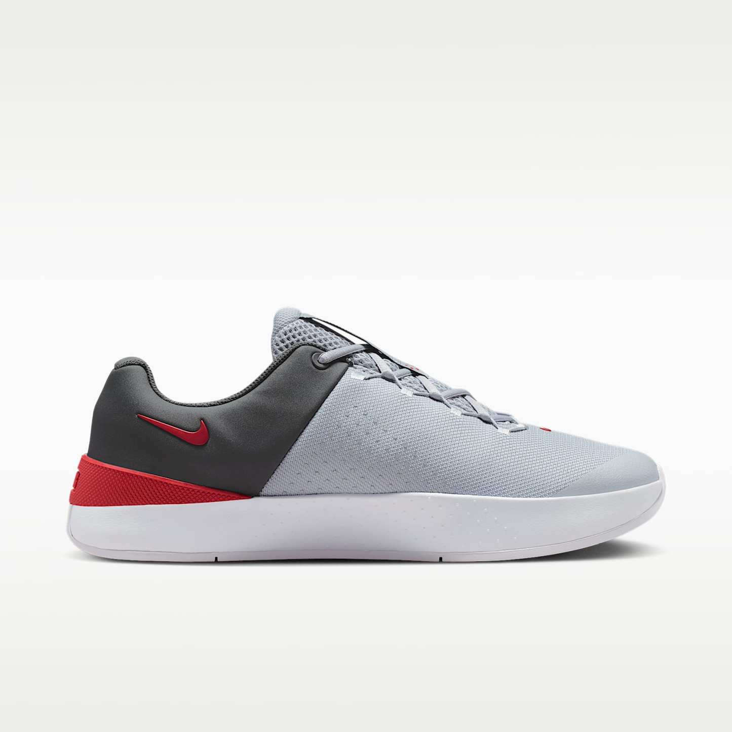 Nike MC Trainer 4 Trainingsschuh (Herren) – Wolf Grey/Iron Grey/Weiß/University Red