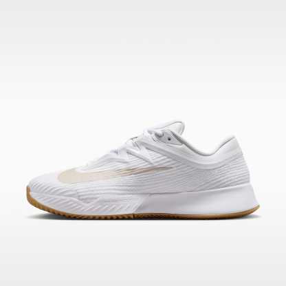 Nike Vapor Pro 3 Clay Court Tennisschuh (Herren) – Weiß/Linen/Linen/Light Orewood Brown