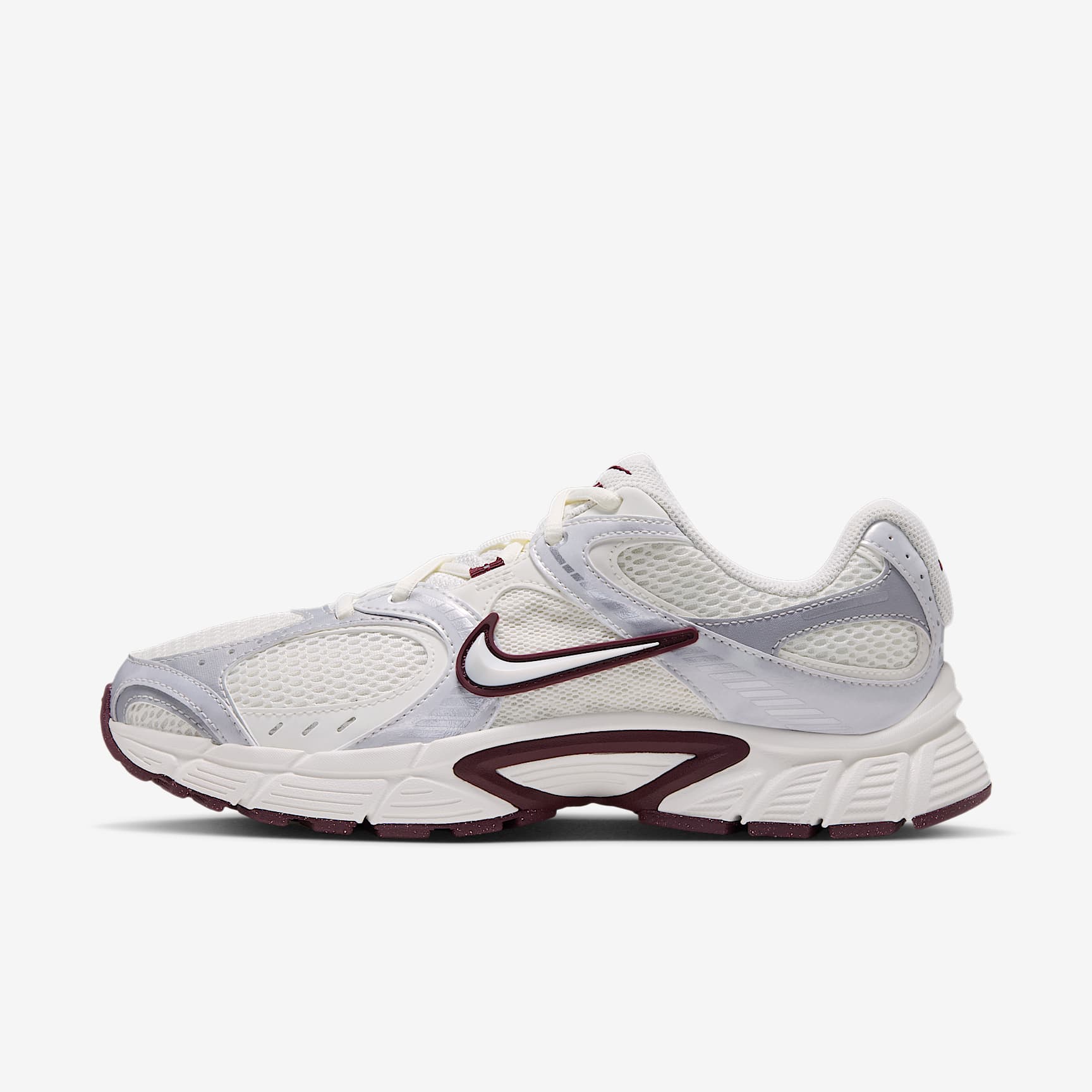Nike V5 RNR Schuh mit reflektierenden Akzenten (Damen) – Sail/Night Maroon/Metallic Summit White/Sail