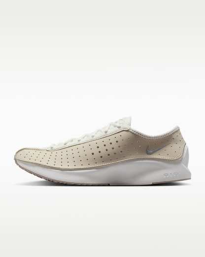 Nike Air Superfly Schuh (Damen) – Coconut Milk/Sail/Classic Stone/Metallic Silver