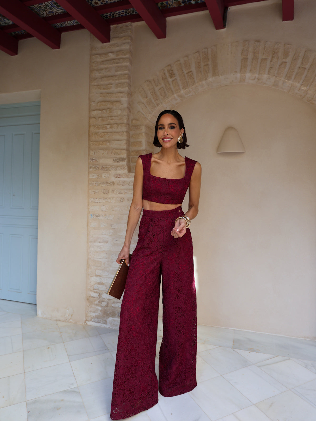Pantalón Pinzas Aura Burdeos