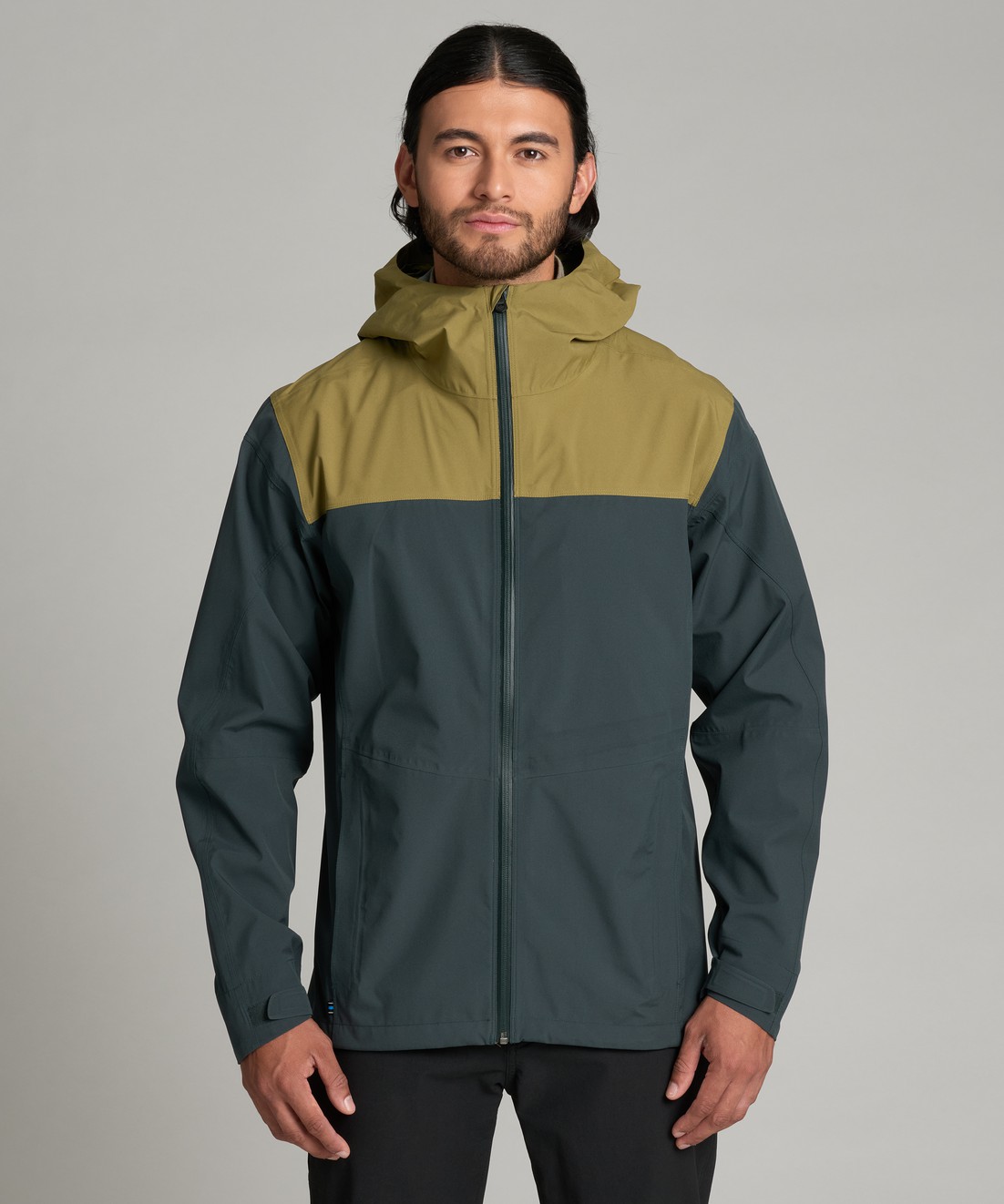 Stretch Voyagr™ Jacket - DARK PINE / SMOKED OLIVE