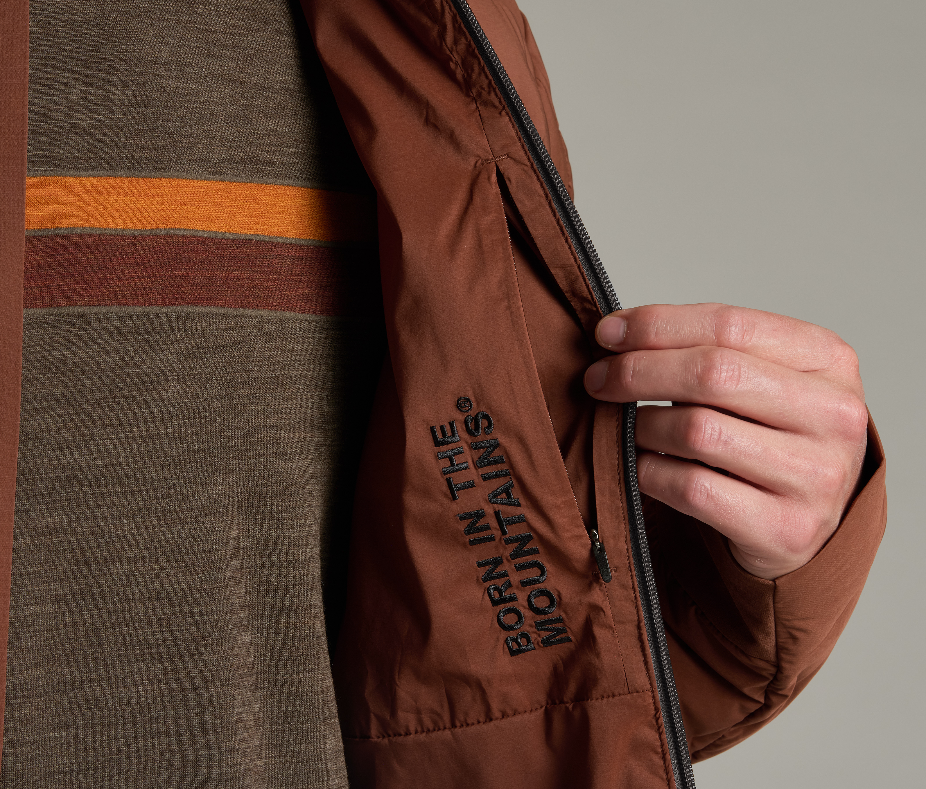 Firestorm™ Down Jacket - SECURE STORAGE