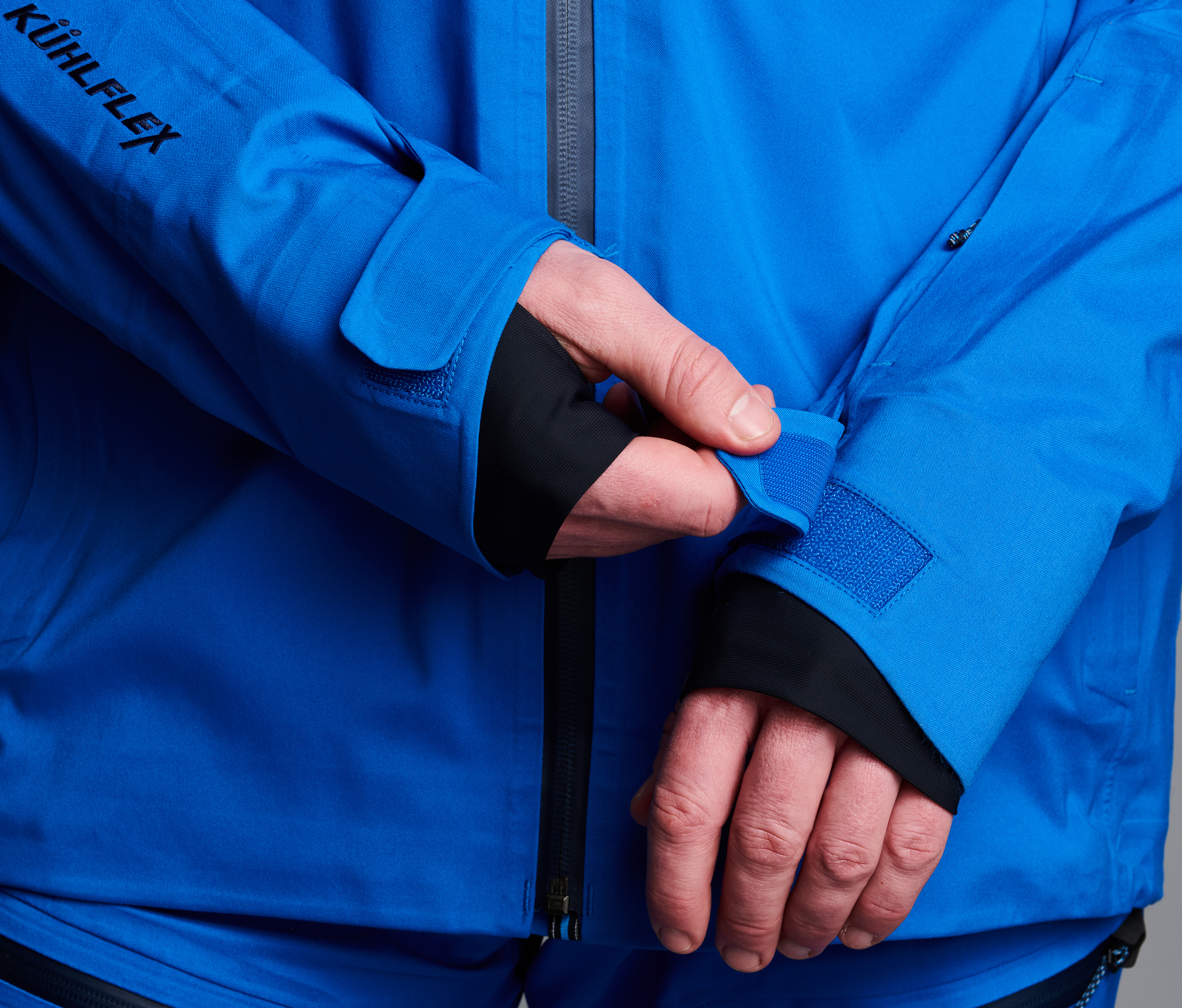 The Defiant™ Shell - KEEP THE WEATHER OUT!