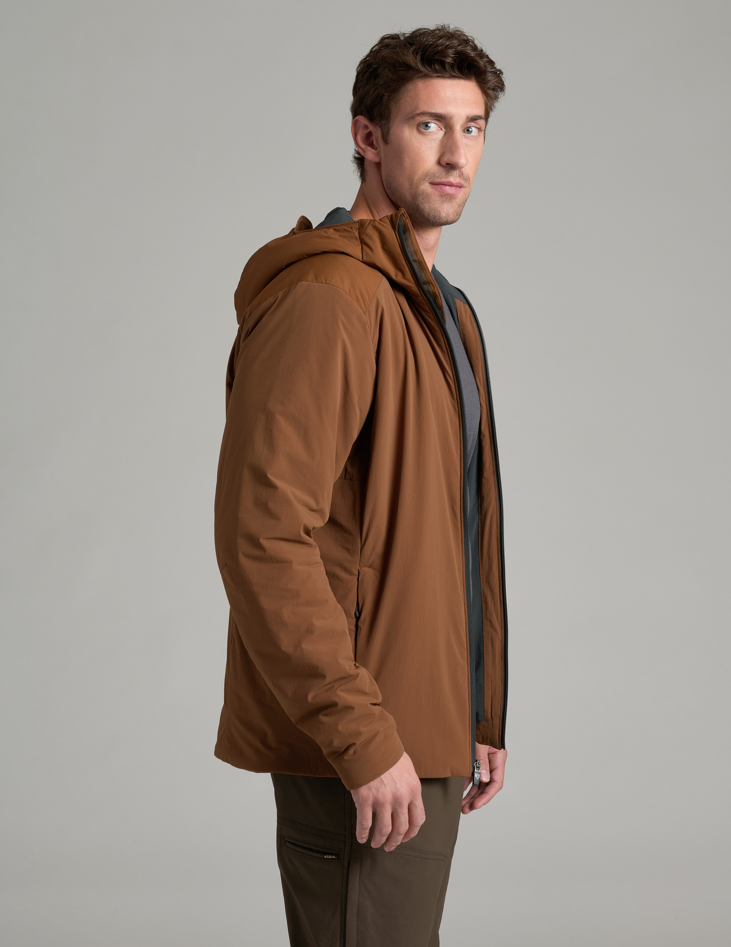AeroLight™ Hoody - SADDLE BROWN
