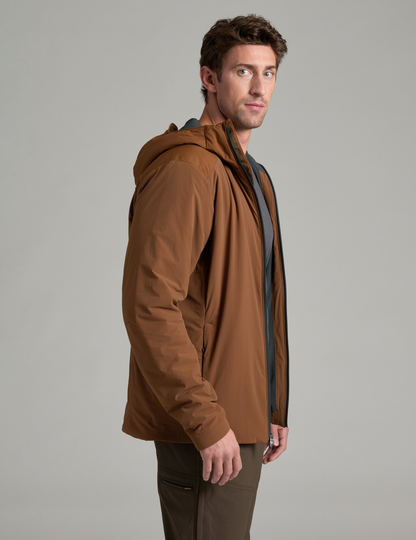 AeroLight™ Hoody - SADDLE BROWN
