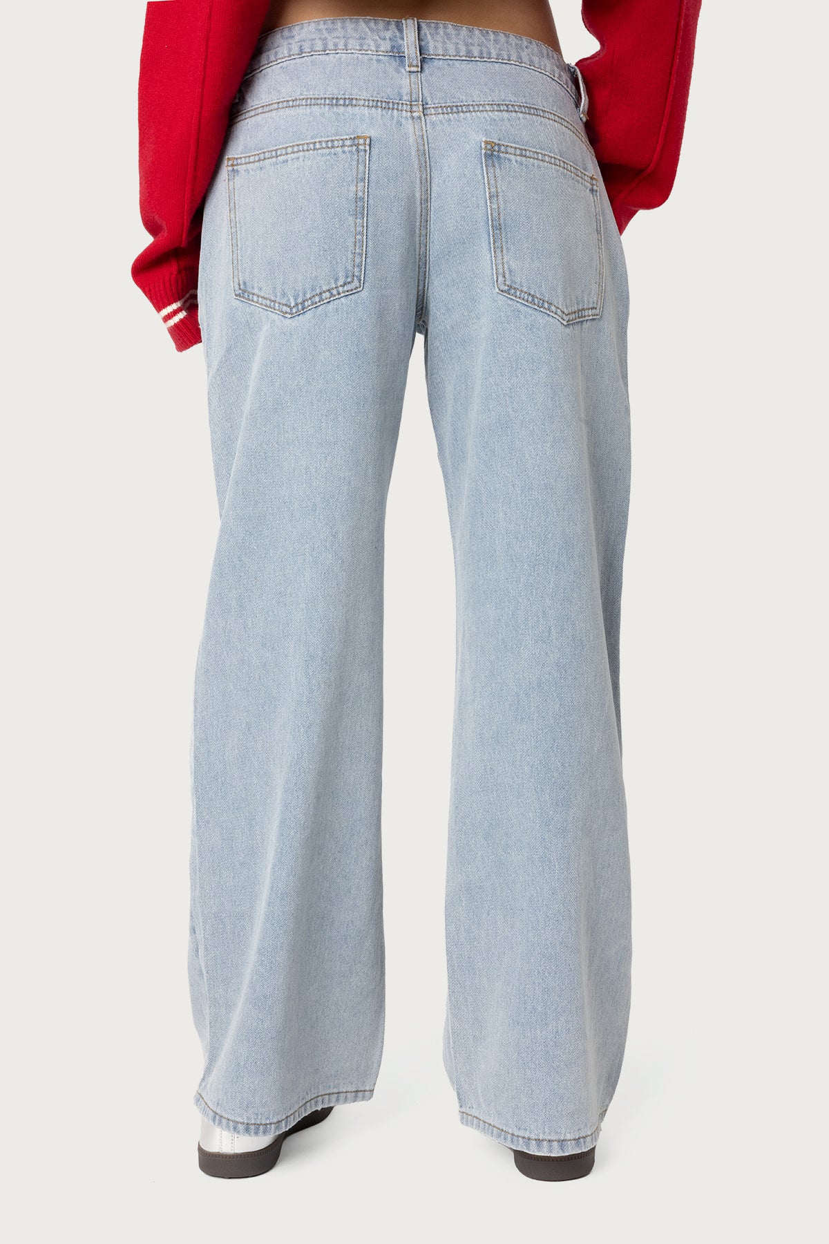 Petite Raelynn Washed Low Rise Baggy Jeans - LIGHT BLUE