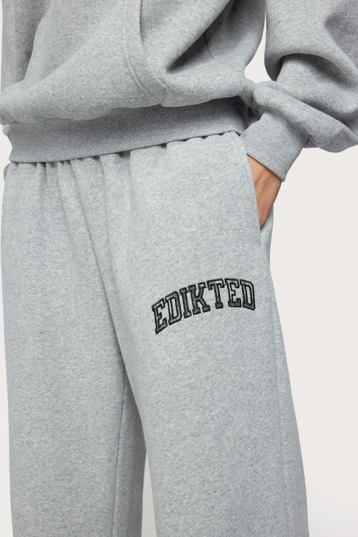 Edikted Crush Sweatpants - DARK GRAY MELANGE