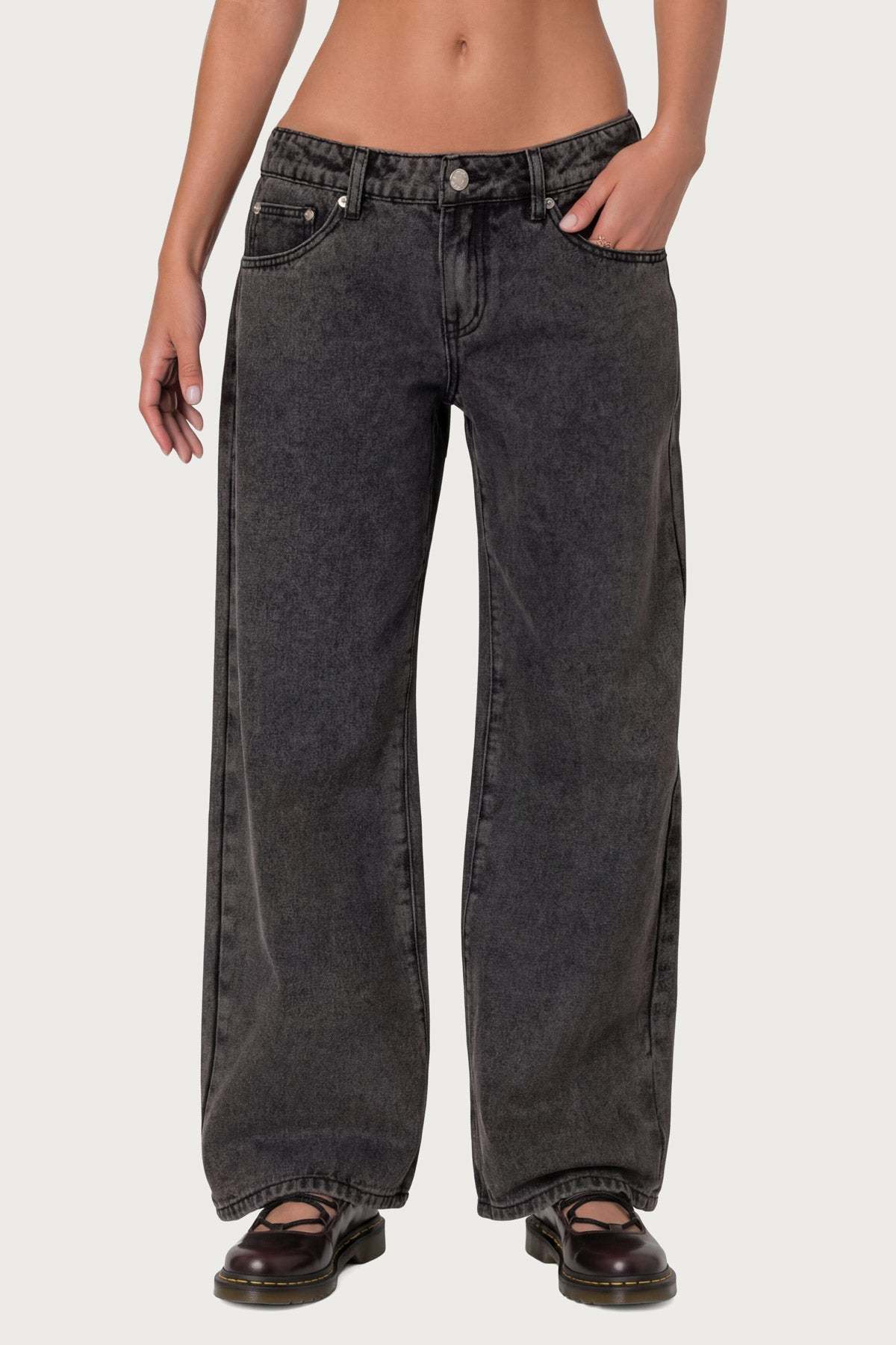 Petite Raelynn Washed Low Rise Baggy Jeans - BLACK WASHED