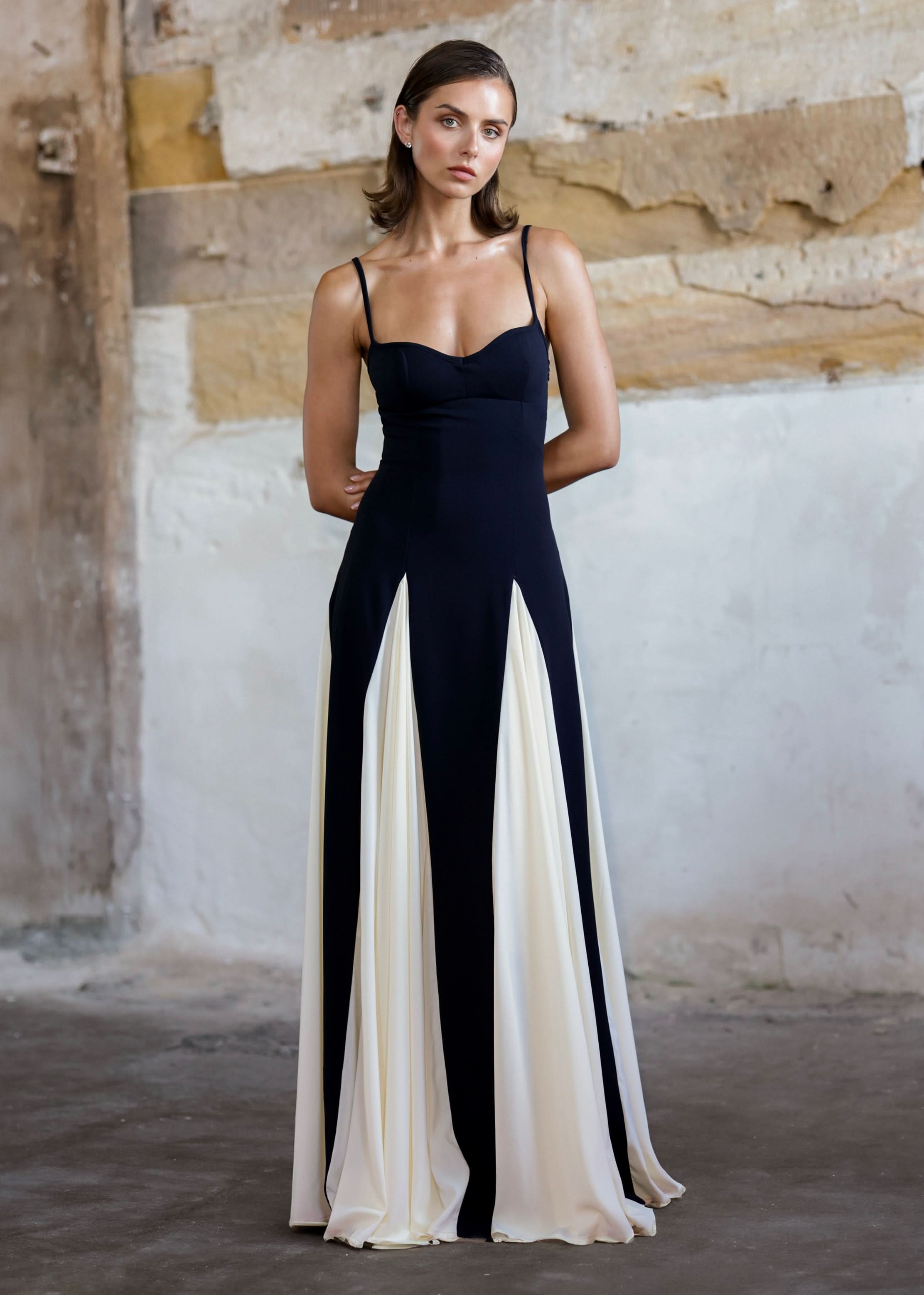 Alya Maxi Dress