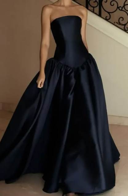 Sigrid Strapless Satin Gown - Navy
