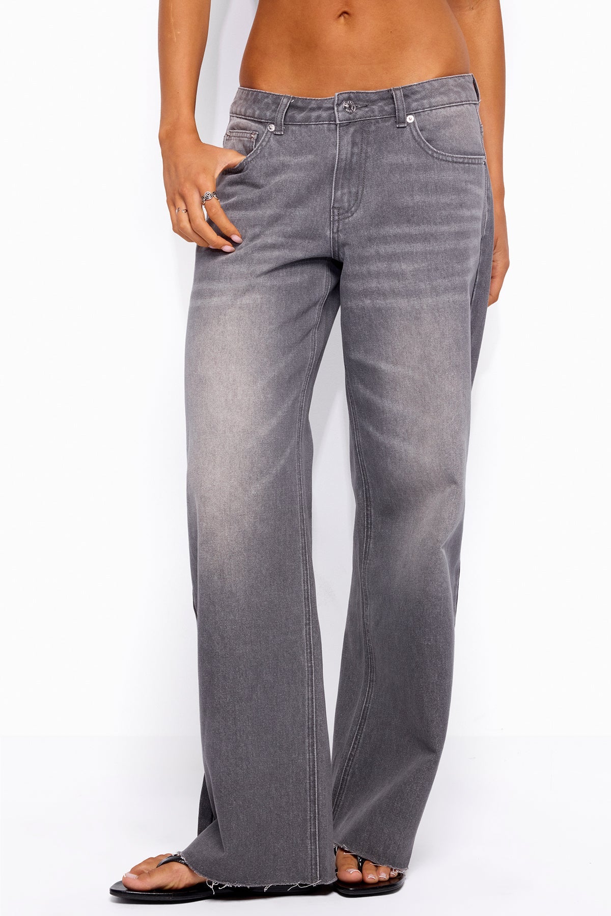 Raelynn Washed Low Rise Baggy Jeans - CINDER-GRAY