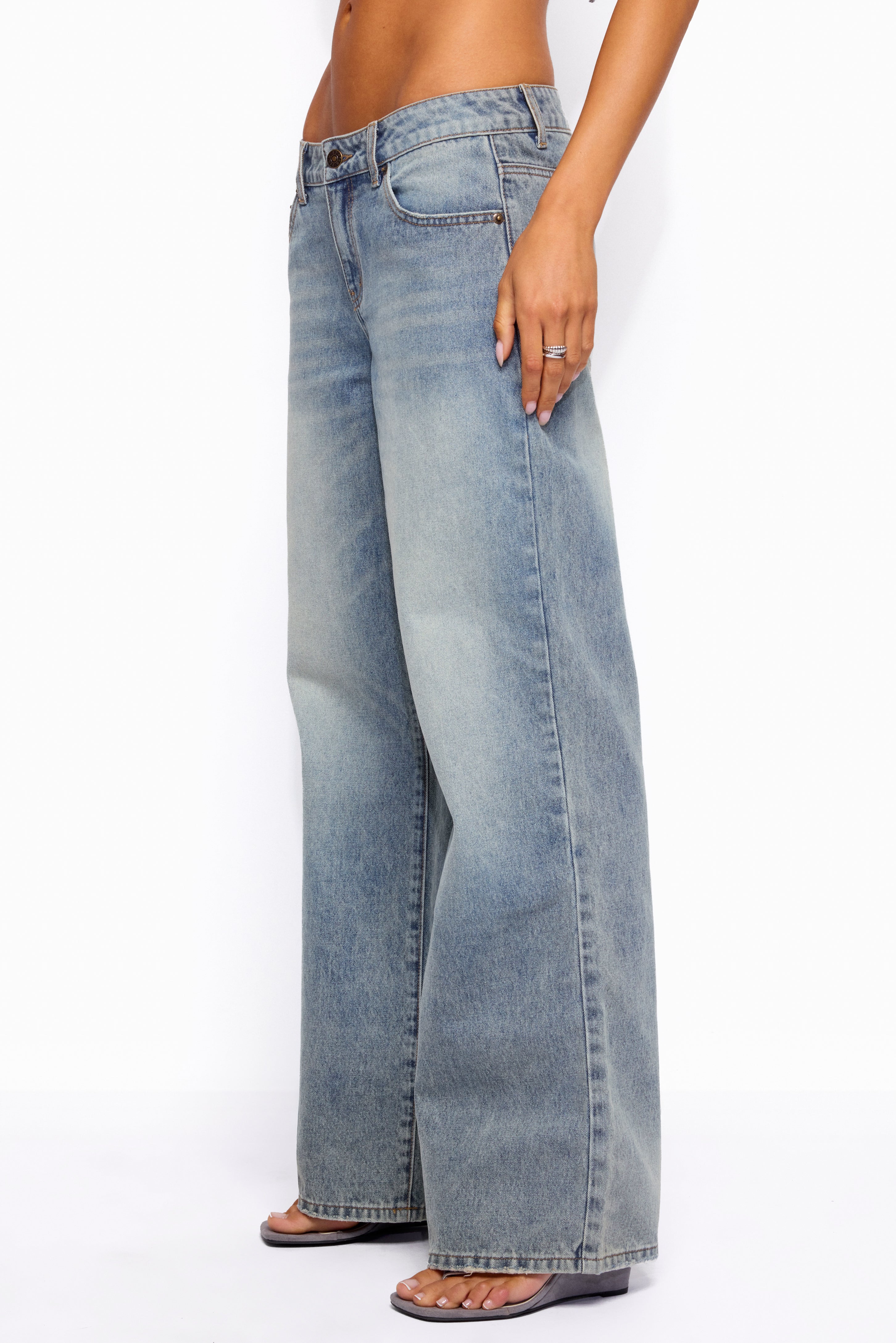 Raelynn Washed Low Rise Baggy Jeans - TIDAL-BLUE