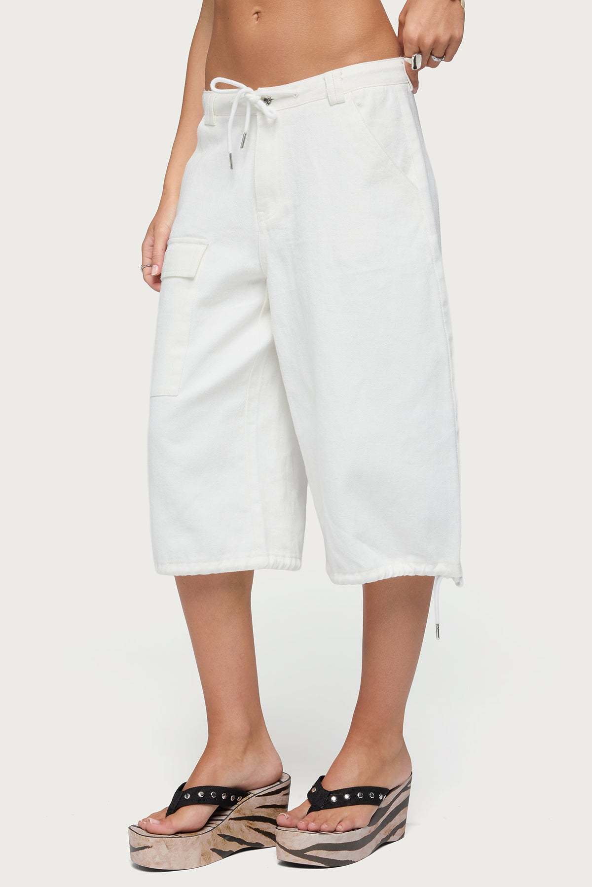 Camo Cargo Bermuda Shorts - WHITE