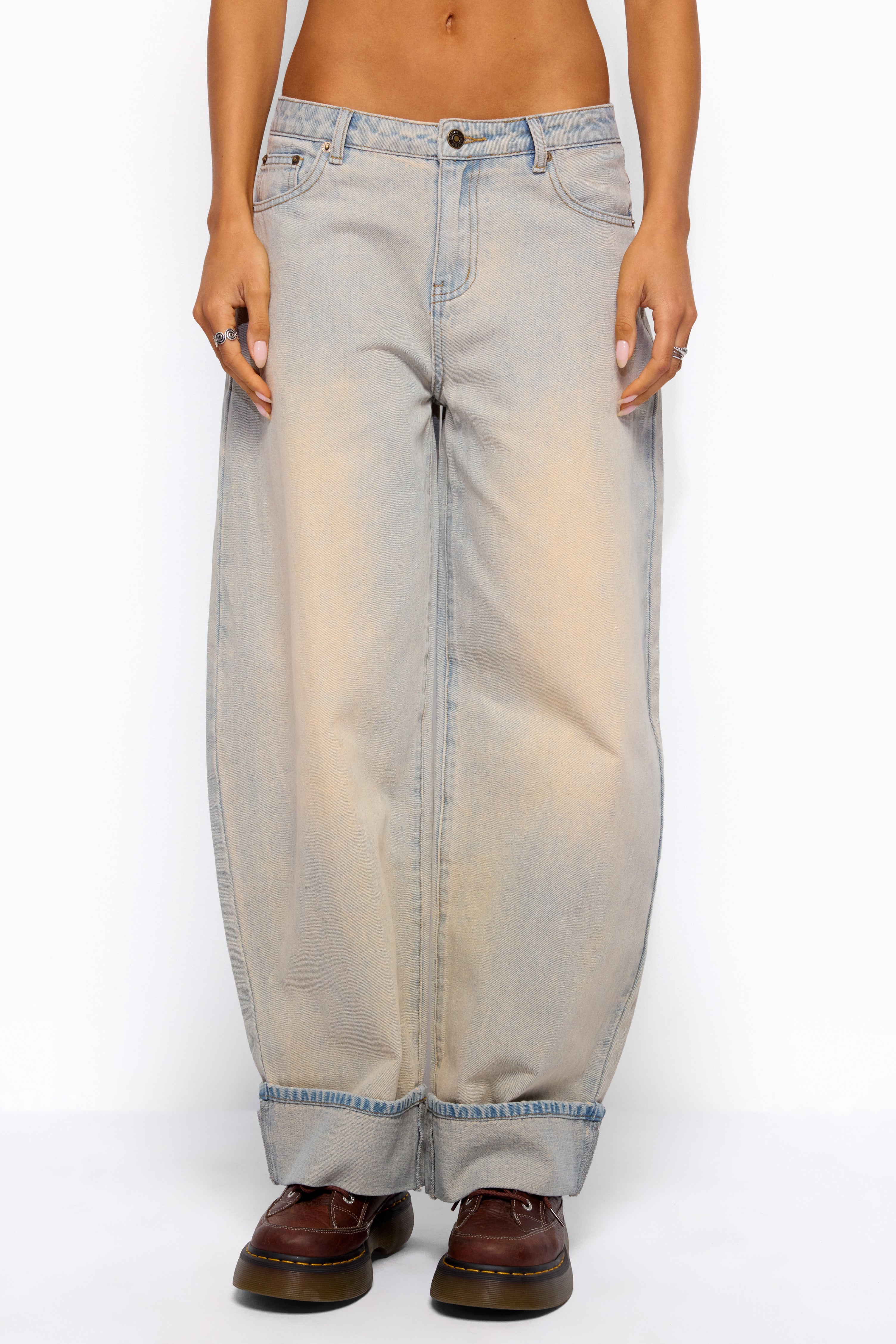 Kella Low Rise Baggy Jeans - LIGHT-BLUE