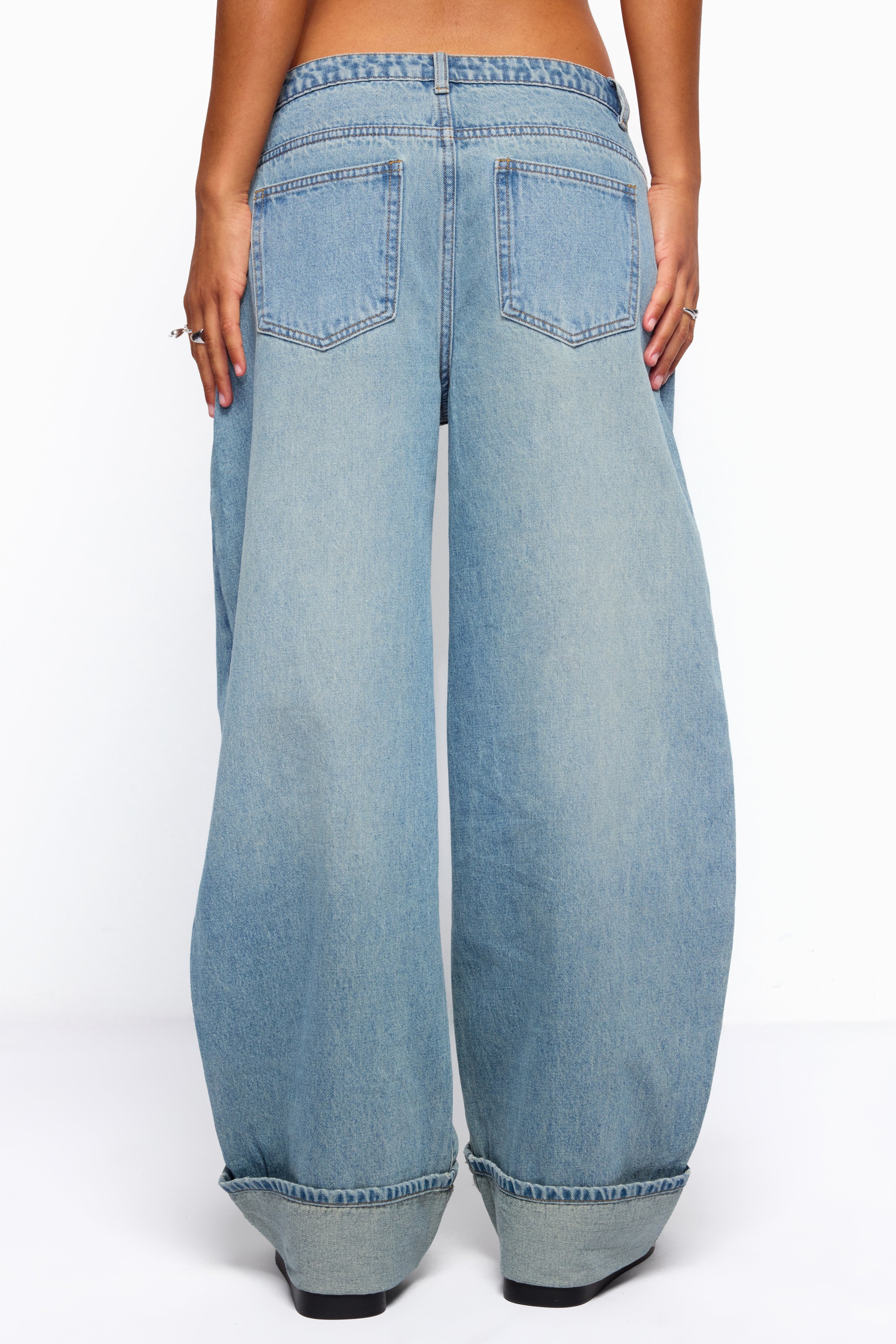 Kella Low Rise Baggy Jeans - TINTED-DENIM