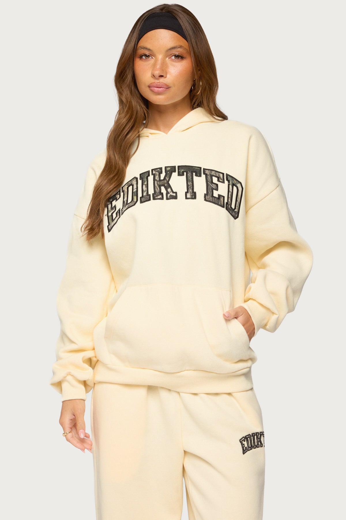 Edikted Crush Oversized Hoodie - BUTTER