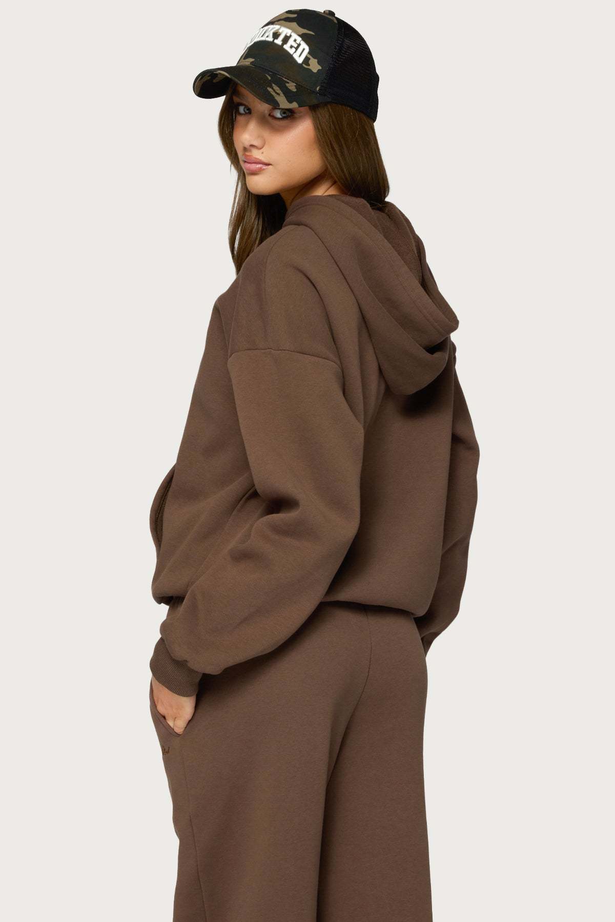Basic Girl Oversized Edikted Hoodie - BROWN