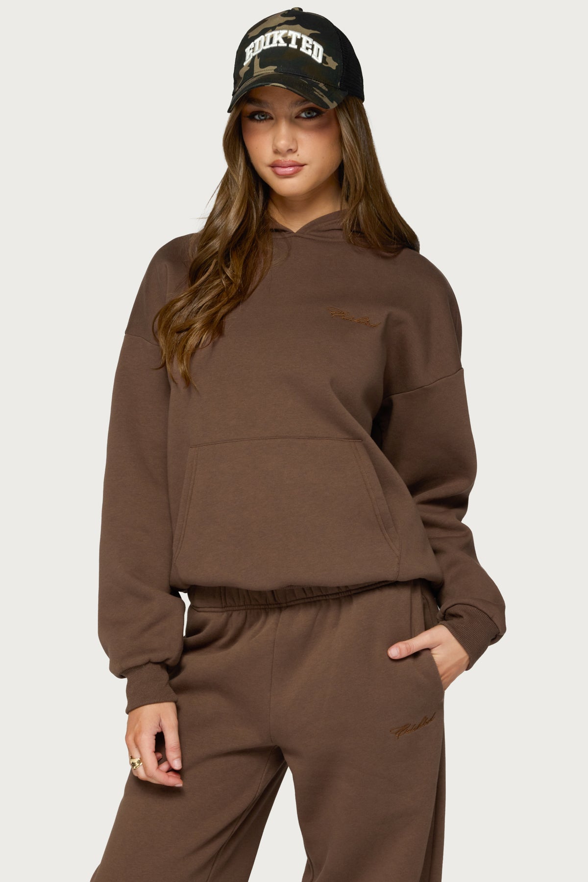 Basic Girl Oversized Edikted Hoodie - BROWN