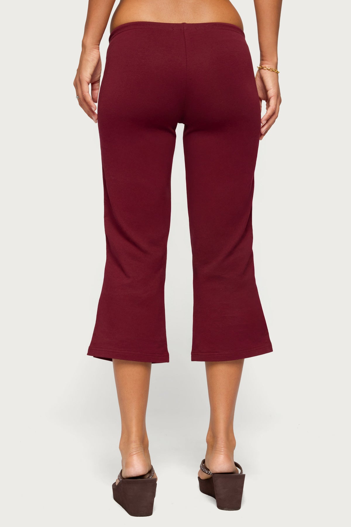 Milene Contrast French Terry Capri Pants - BURGUNDY